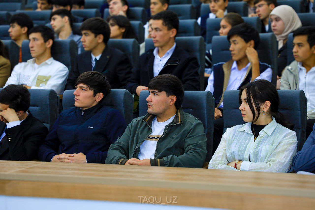 Toshkent arxitektura-qurilish universitetida Respublika Maʼnaviyat va maʼrifat markazi bilan hamkorlikda "Kelajak soati" rukni ostida "Maʼrifat darslari" boʻlib oʻtdi